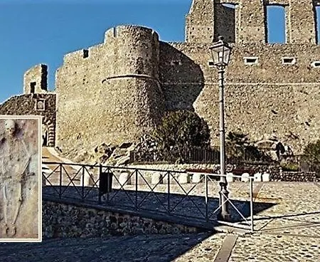 Arte, Mare E Sole. Apartamento *